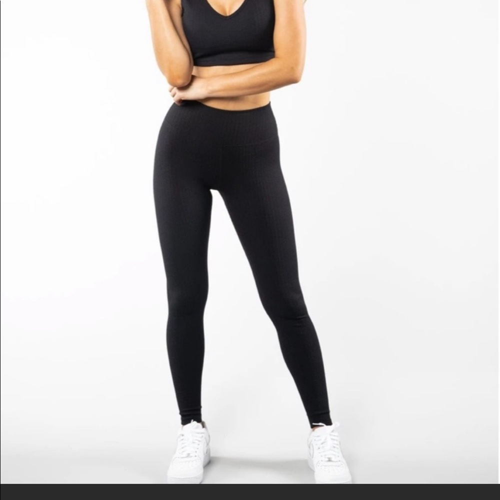 Buffbunny Supply and Demand Set